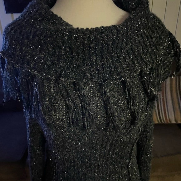 New W/ Tags~Black/Silver Laseine Sweater - Picture 6 of 16